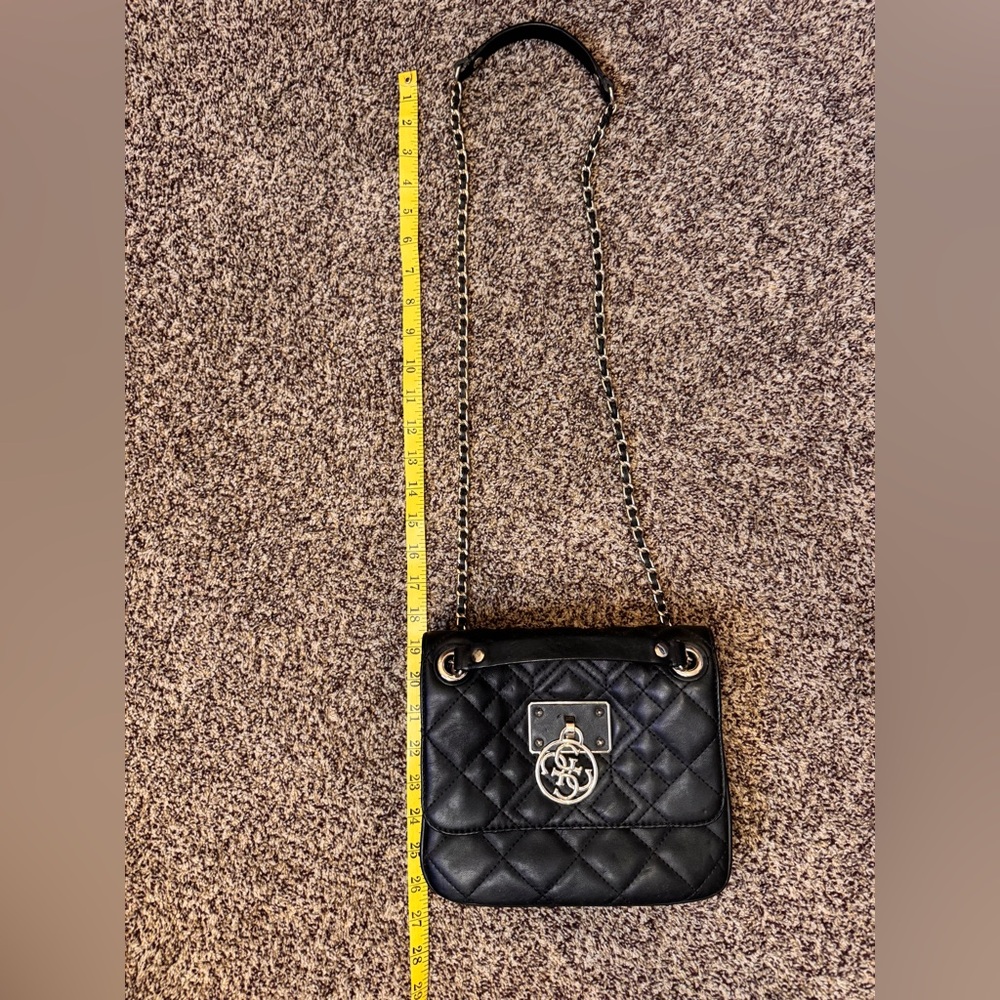 Guess Black Small Quilted Flap Chain Shoulder Bag Gold Tones Magnetic Closure - Picture 12 of 16